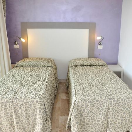 Gil'S Hotel Olbia Bagian luar foto