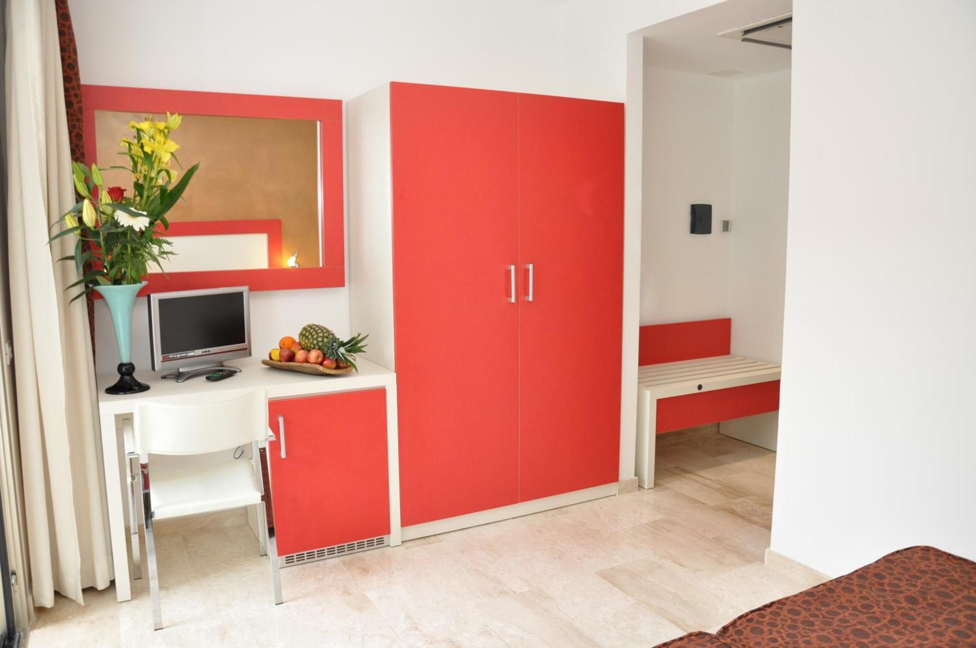 Gil'S Hotel Olbia Bagian luar foto